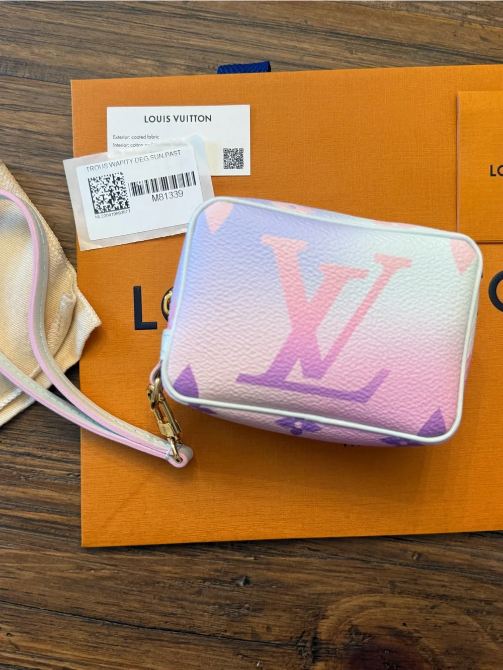 Louis Vuitton Wapity Case M81339 Sunrise Pastel NWT